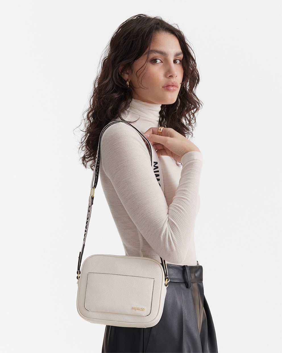 MIMCO◆Northcote Camera Crossbody レザー クロスボディ バッグ Biscuit Northcote Camera Crossbody Bag - Bags | Mimco
